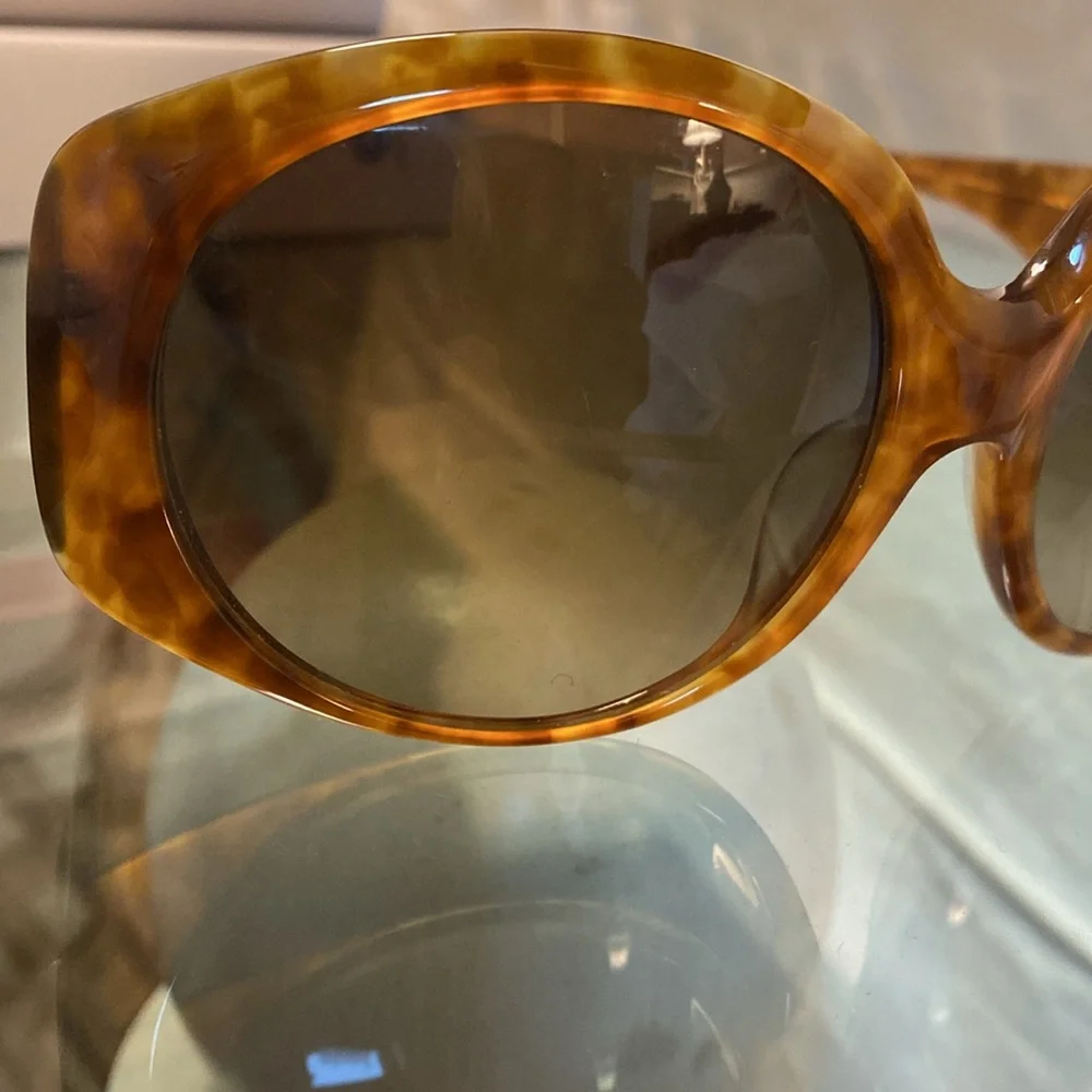 Fendi sunglasses - Picture 11 of 15